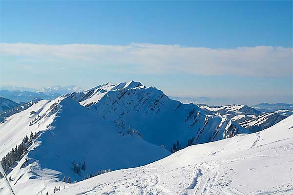 Mit den Schneeschuhen zu den schönsten Bergen