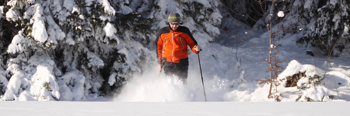 Mit Schneeschuhen auf dem Grünten unterwegs. Die besten Schneeschuhtrails im Allgäu erkunden