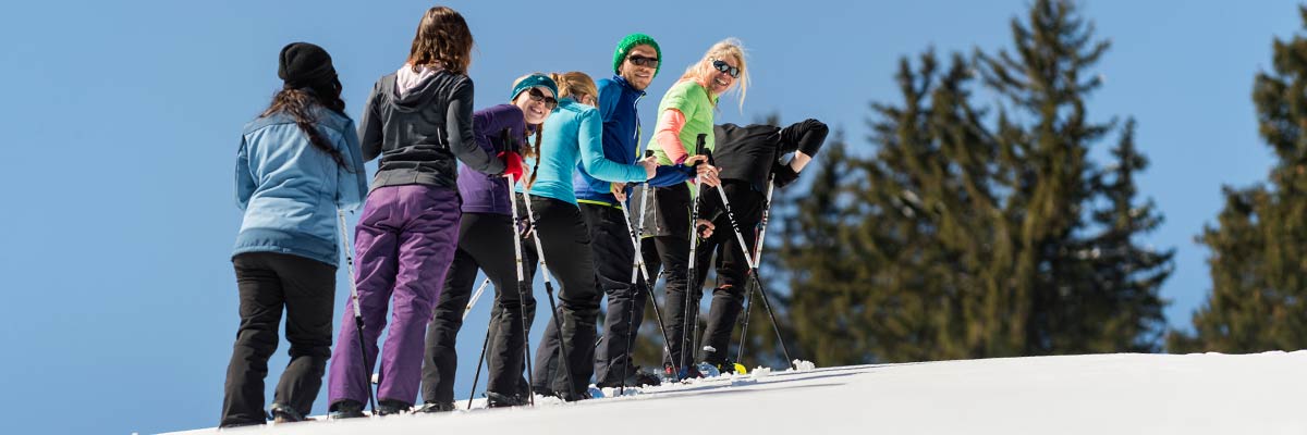 Single Allgäu Tour mit Schneeschuhen buchen ihr seid kurz vor eurem ziel um eine schneeschuhtour für singles zu machen