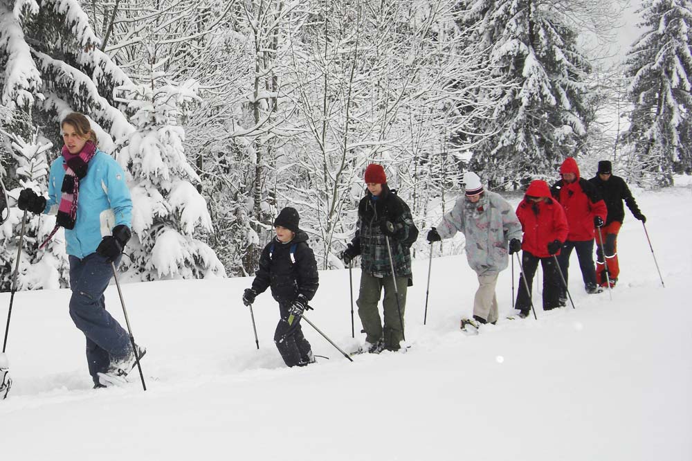 Senioren Schneeschuhwandern Kinder Schneeschuhtour