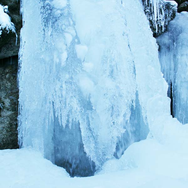 EISTOBEL WANDERUNG MIT SCHNEESCHUHEN