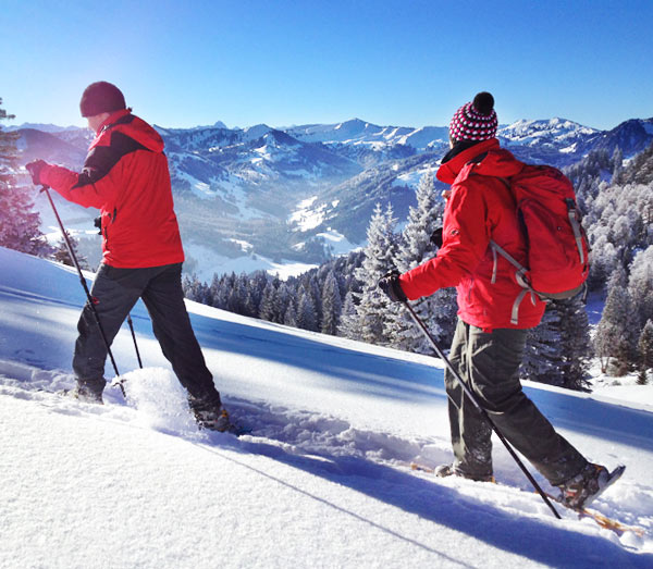 Schneeschuhwandern Traum Aussicht Alpen Allgaeu